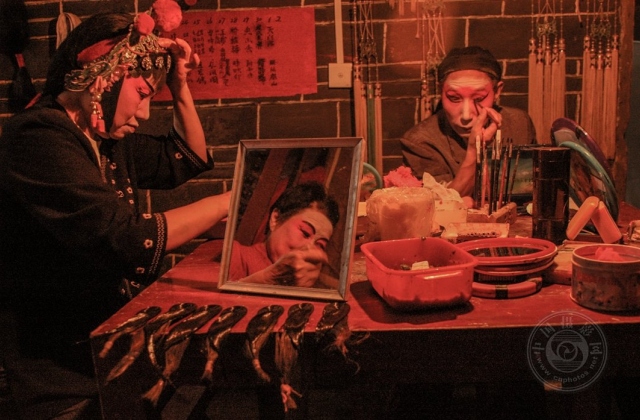 中國攝影網簽約攝影師鄧江華《鄉村的舞臺我們的戲》
